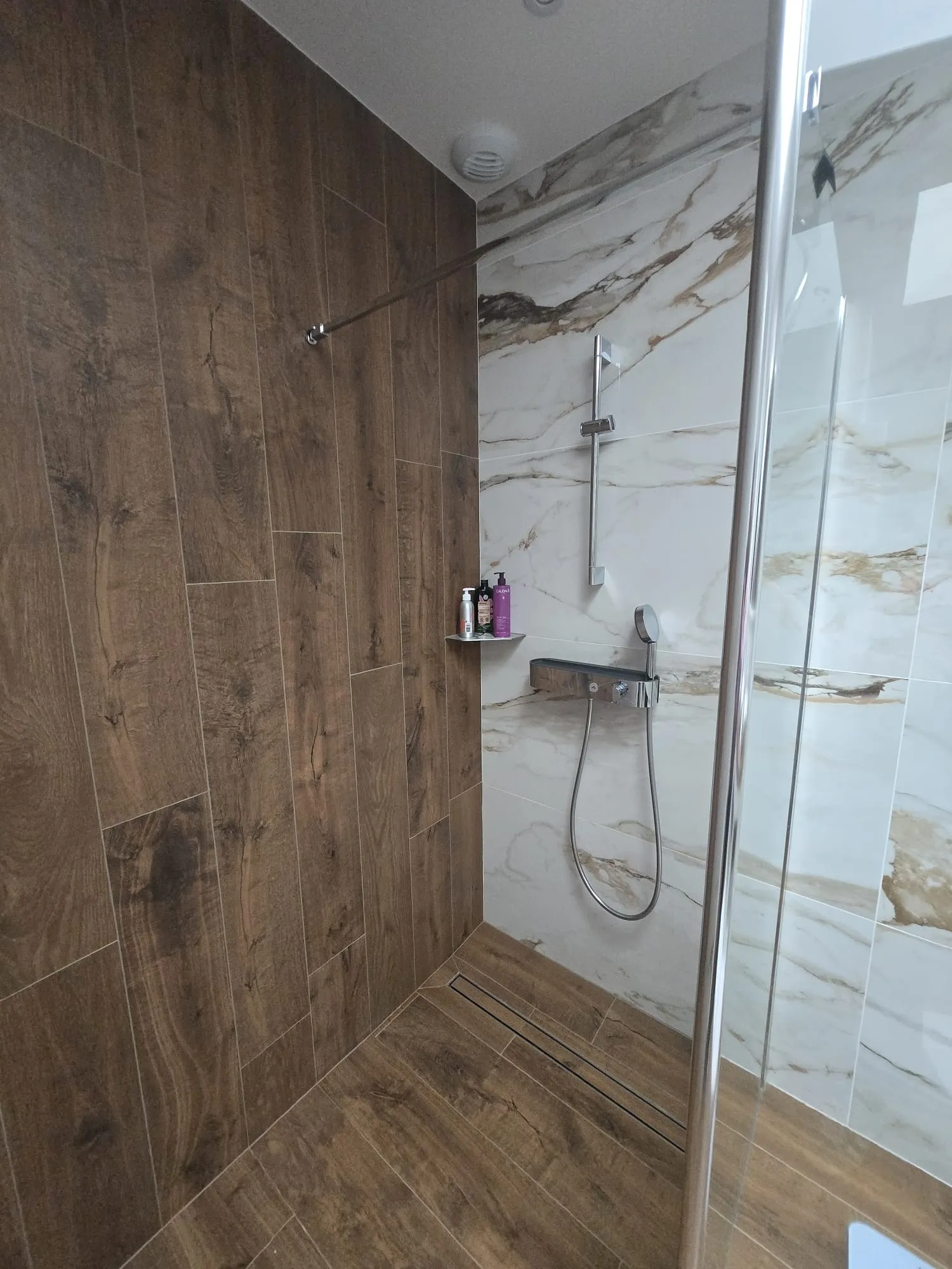 pose de faïence à La Chaize‑le‑Vicomte Galipaud